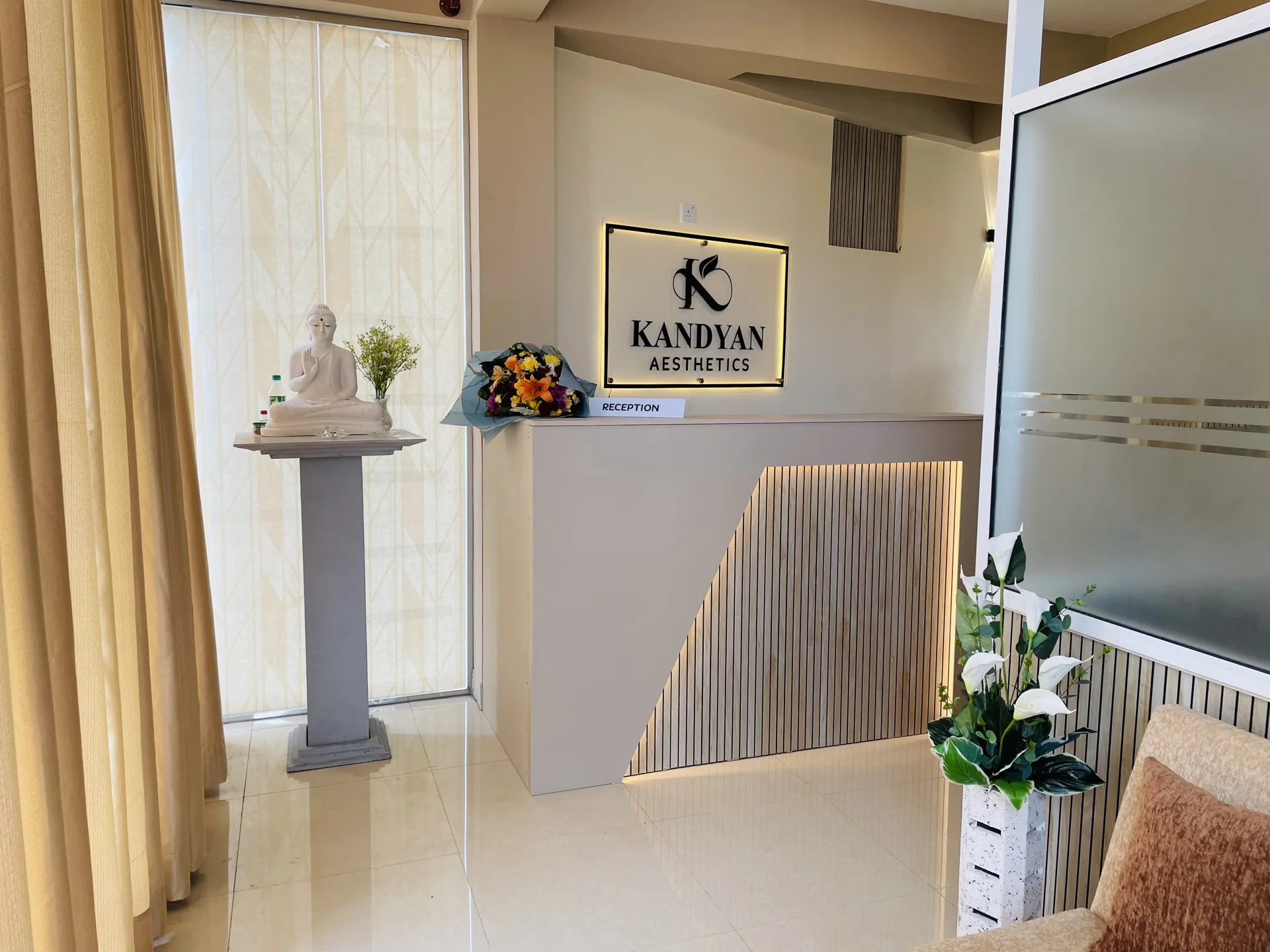 Kandyan Aesthetics Kadawatha reception signage